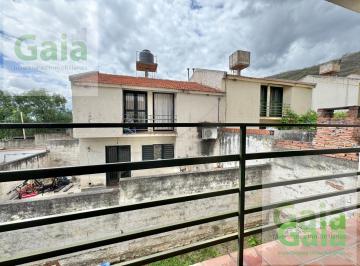 Casa · 103m² · 4 Ambientes · 1 Cochera · Casa en Venta Tres Cerritos 3 Dorm.
