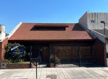 Casa de 3 ambientes, Lanús · Chalet de 3 Ambientes en Venta, Lanús Oeste