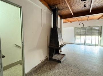 Casa · 85m² · 4 Ambientes · Casa Pte Peron y Avellaneda (Cerca)