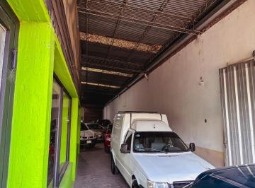 Bodega-Galpón · 347m² · 1 Ambiente · Dos Galpones Conectados en Zona Estratégica