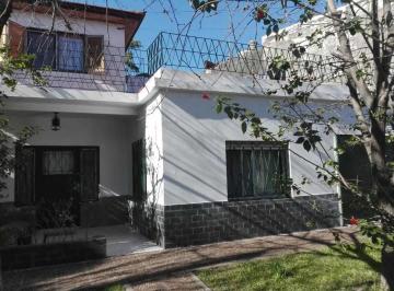 Casa · 96m² · 5 Ambientes · 1 Cochera · Casa en Venta - 4 Dorm. 1 Baño - 96 m² - Don Bosco, Quilmes