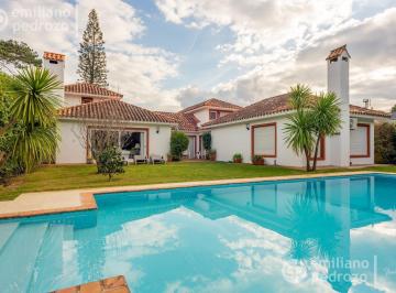 Casa · 400m² · 6 Ambientes · Venta Espectacular Casa 3 Dorm. a 400 m del Mar San Rafael