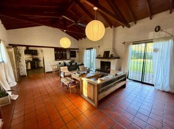Casa de 3 ambientes, San Miguel · Chalet 3 Ambientes con Pileta a La Venta en San Miguel