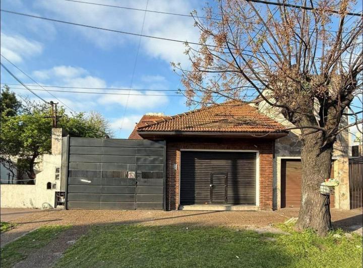 Casa · 100m² · 3 Ambientes · 1 Cochera