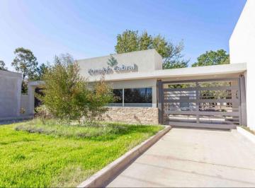 Departamento · 87m² · 2 Ambientes · 1 Cochera · Venta de Depto 2 Amb. Canning