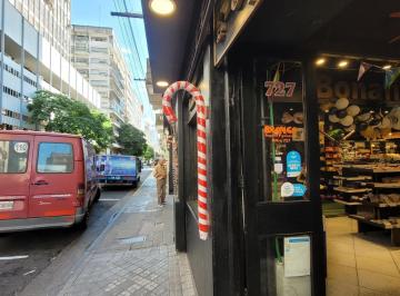 Local comercial · 110m² · 2 Ambientes · Local Comercial Mitre 700 a m de Peatonal Cordoba 110 m²