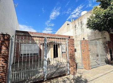 GIG-GIG-5105_2 · Casa 3 Ambientes. | Tuyuti Al 1400