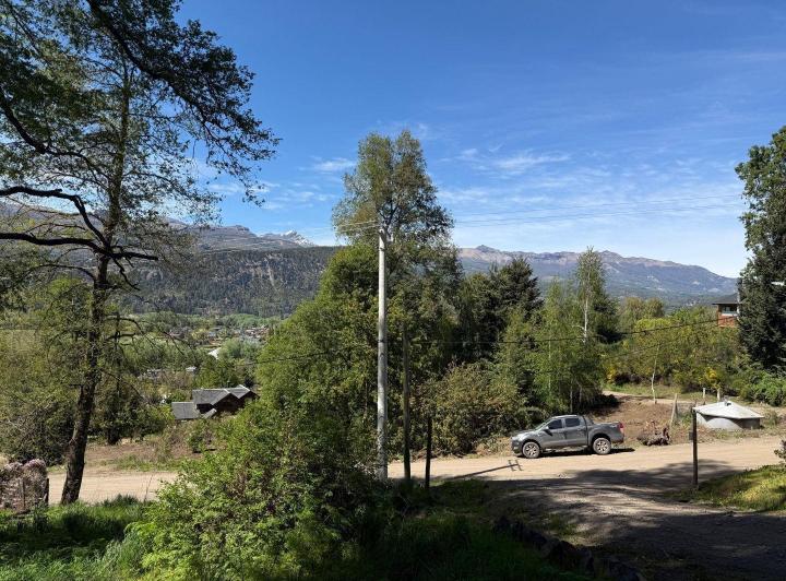 Terreno · 2369m²