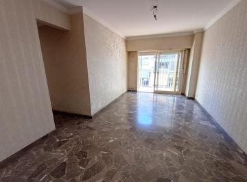 Departamento · 81m² · 4 Ambientes · Villa del Parque Hermoso Departamento 4 Ambientes, Frente, Dependencia, Balcón, Cochera y Baulera