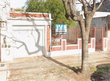 Depósito de 3 ambientes, Monte Castro · Venta en Montecastro Casa