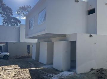 Foto1 · Casa a Estrenar en Pinares, Proyecto en Obra, Precio Lanzamiento. Punta del Este