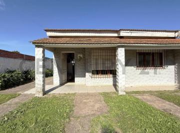Casa · 102m² · 6 Ambientes · Venta de Dos Casas en un Mismo Lote, Faro Norte, Mar del Plata.