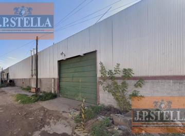 Bodega-Galpón · 2500m² · Galpón Industrial 2.500 m² C/ Oficinas y Entradas de Camión - 9 de Abril