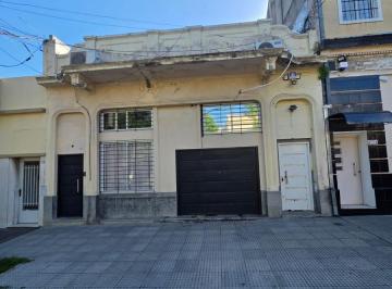 PH · 100m² · 4 Ambientes · PH en Parque Chacabuco