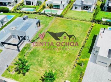 Terreno · 626m² · Lote en Venta en Barrio San Felipe, Canning, Interno