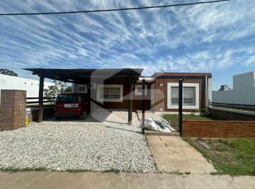 Casa · 150m² · 2 Ambientes · 2 Cocheras · Casa en Venta