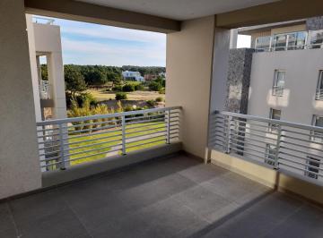Departamento · 45m² · 2 Ambientes · 1 Cochera · Departamento Sobre El Golf de Costa Esmeralda, Cercano a La Playa