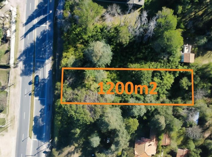 Terreno · 1200m²