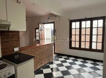 Casa · 38m² · 4 Ambientes · 1 Cochera · Venta Duplex 4 Ambientes con Cochera 4 Ambientes Condominio en Merlo