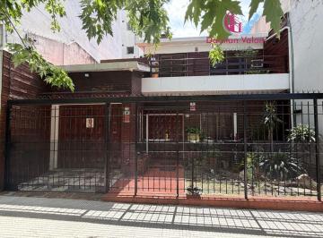 CVE-CVE-504_2 · Venta Excelente Casa 4 Ambientes, Garage, Jardin, Quincho y Parrilla