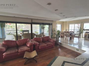 Departamento · 211m² · 4 Ambientes · 3 Cocheras · Departamento en Venta Av Montes de Oca Al 400