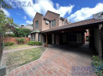 Casa · 303m² · 6 Ambientes · 3 Cocheras · Casa en Alquiler en San Miguel