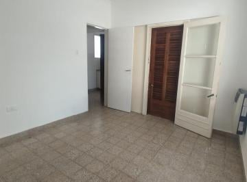 Departamento · 59m² · 3 Ambientes · Departamento de 2 Dorm. Refaccionado a Nuevo a m de Universidades y Facultades.