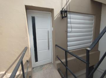 Departamento · 59m² · 3 Ambientes · Departamento de 2 Dorm. Refaccionado a Nuevo a m de Universidades y Facultades.