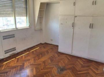 Departamento de 3 ambientes, Caballito · Departamento 3 Ambientes C/cochera en Alquiler en Caballito