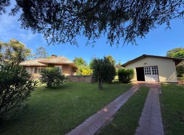 Terreno · 50m² · Garage y Pileta Sobre Lote de 600 m²
