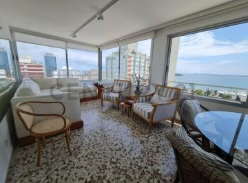 Departamento · 70m² · 3 Ambientes · 1 Cochera · Alquiler Punta del Este Apartamento de 2 Dorm. con Cochera
