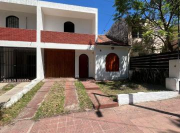 Casa de 4 ambientes, Córdoba · Para Julio > Casa de Tres Dorm. en Pedro de Villarroel Al 2069, Villa Cabrera!