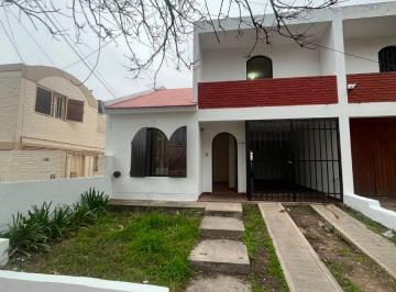 Casa de 4 ambientes, Córdoba · Casa de Tres Dorm. en Pedro de Villarroel Al 2069, Villa Cabrera!