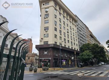 Oficina comercial · 110m² · 5 Ambientes · Amplia y Luminosa Oficina Totalmente Amoblada. Al Frente. Vista Abierta. a Pazos Plaza de Mayo