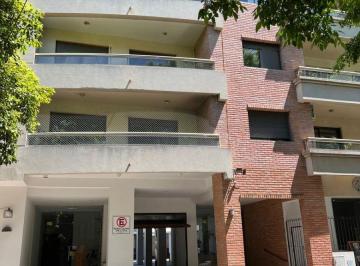 Departamento de 2 ambientes, La Plata · La Plata - Dos Ambientes con Cochera - Muy Luminoso!