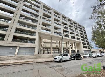 Departamento · 69m² · 4 Ambientes · 1 Cochera · Departamento en Zona Centro