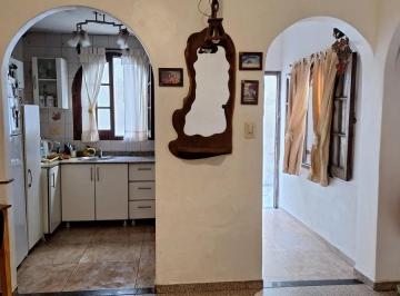 PH · 57m² · 3 Ambientes · PH en Venta, Villa Pueyrredón, con Patio, Terraza y Parrilla. No Apto Crédito