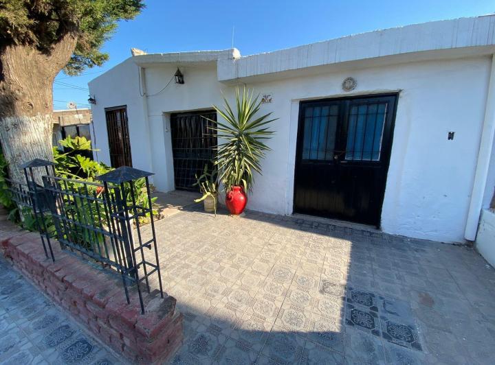 Casa · 120m² · 5 Ambientes · 2 Cocheras