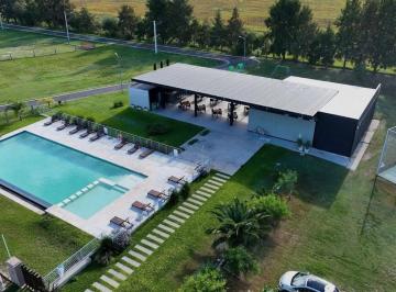 Terreno · 937m² · Venta Lote 109 en Barrio Privado. 937 m². Amenities.