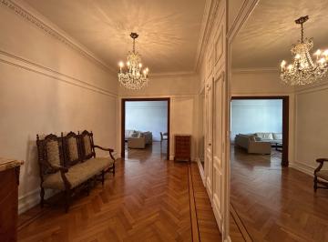 Departamento de 6 ambientes, Retiro · Hermoso Departamento en Recoleta / Retiro de 3/4 Habitaciones, Palier Privado
