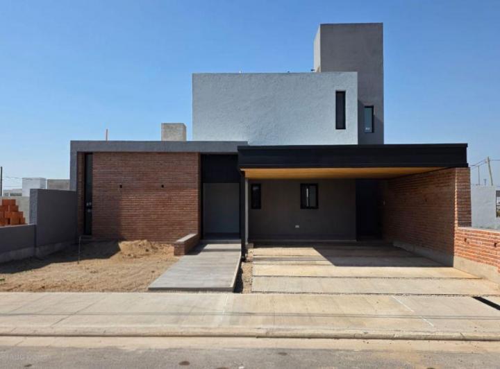 Casa · 189m² · 10 Ambientes