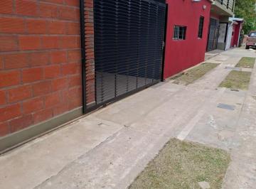 Casa · 68m² · 3 Ambientes · 1 Cochera · Casa Interna en Monte Vera