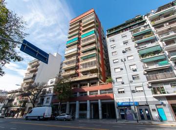 Departamento · 120m² · 4 Ambientes · Departamento 4 Ambientes Al Frente en Venta en Av Martin García Al 500 Barracas Caba