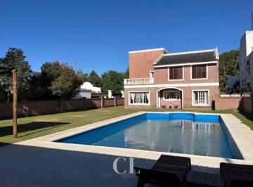 Casa de 7 ambientes, Villa Carlos Paz · Venta Exclusiva Casa de 3 Dorm. con Piscina en B° Costa Azul, Villa Carlos Paz