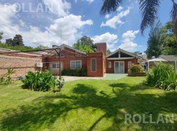 Casa · 200m² · 7 Ambientes · 6 Cocheras · Inmejorable Casa Quinta de 2100 m² en Tigre