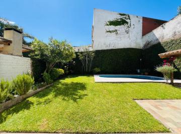 Casa · 221m² · 4 Ambientes · 2 Cocheras · Casa 4 Ambientes, Cochera, Dependencia, en Venta en Martínez