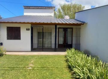 Casa · 95m² · 3 Ambientes · 1 Cochera · Casa en Santa Clara del Mar