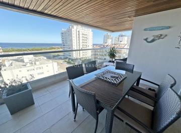 Foto1 · Apartamento en Venta en Excelente Estado con Vistas Al Mar.