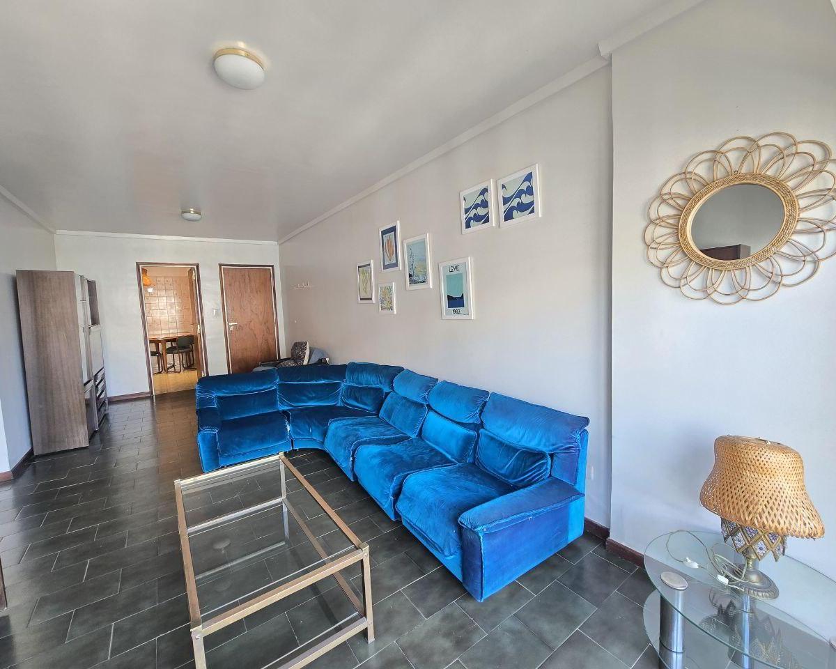 3 ambientes al frente con vista al mar y cochera