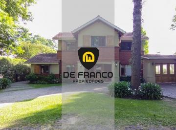 Casa · 225m² · 5 Ambientes · 4 Cocheras · Casa en Venta en Barrio Cerrado El Pato Verde